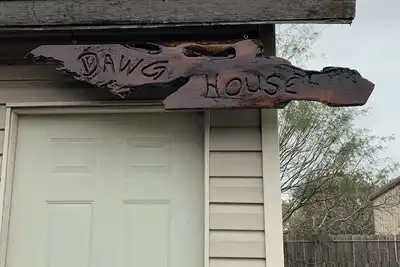 Image de Dawg House quiet get away centrally located in Corpus Christi