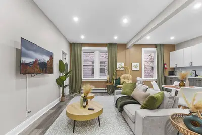 Image de 20% Off! Duplex 3br Close to Nyc\n