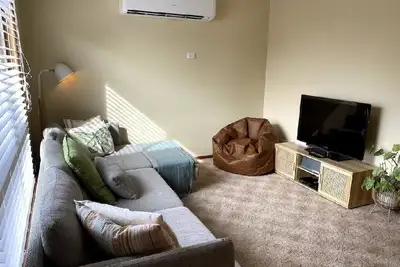 Image de Cosy Flinders Ranges Retreat With Stunning Sunsets\nEntire cottage in Wilmington