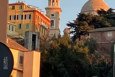 Image de An oasis in the center, just a stone's throw from Piazza De Ferrari, and a stone's throw from the subway!