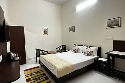 Image de Your home away from home.