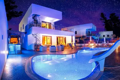 Image de Villa 9, Luxury 5 Bedroom villa with pool