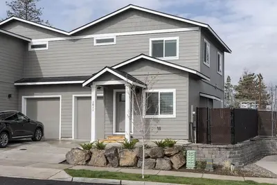 Image de Nature's Best Townhome