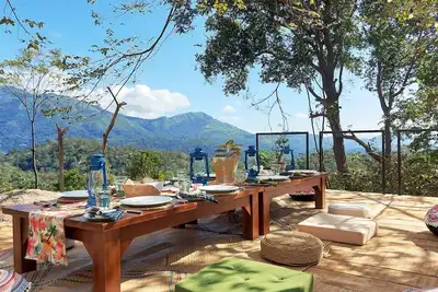 Image de \"Tranquil 2-Br villa in Ella, Sri Lanka, 4 acres, breathtaking vistas. \"