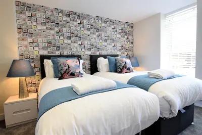 Image de Your Apartment | Bristol The Old Bank #4