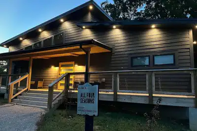 Image de All Four Seasons Rrg | King Beds | Hot Tub | Fire Pit