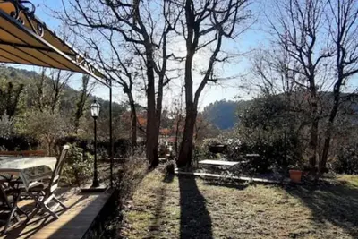 Image de Nid d'amour à la campagne.