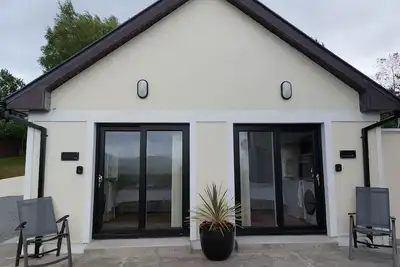 Studio | Sleeps 3 | Mountain Views - 5 Mins from Kenmare town.