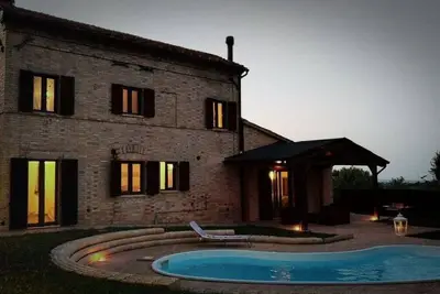 Image de Italian villa with swimming pool, 5 minutes to the town