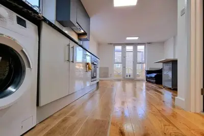 Image de Brand New Flat Close To Turnpike Lane Tube Station