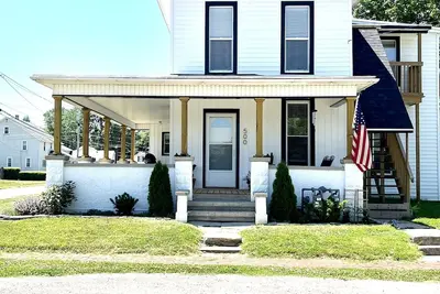 Image de Beautiful & Comfortable One Bedroom /One Bathroom