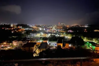 Image de Ocean/city view, pool, restaurant and free parking