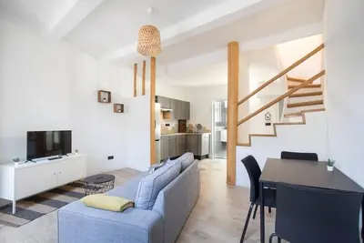 Image de Magnifique Duplex situé en plein cœur de ville - Idéal seul ou couple - Wifi