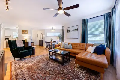 Image de Clean & Modern | 4 guests | Pool