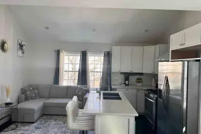 Image de New and modern apartment in Queens Village