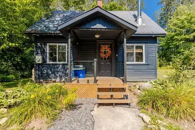 Image de Cozy Getaway close to Arrowhead & downtown Huntsville. Pet-Friendly.