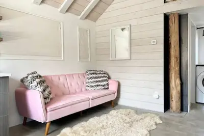 Image de Northside Nook - Adorable Studio with Loft