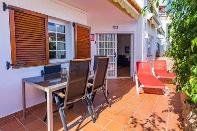 Image de Preciosa Vivienda en UrbanizaciĂłn con Encanto