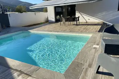 Image de Villa avec piscine proche de toute commodité