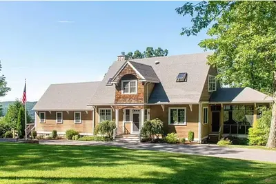 Image de Mountain Luxury Retreat-Amazing Views/Saltwater Pool/Family Friendly/Berkshires