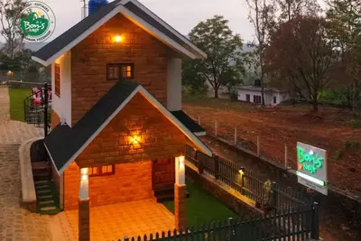Image de BonsNest Holiday Homes - Balcony Suite