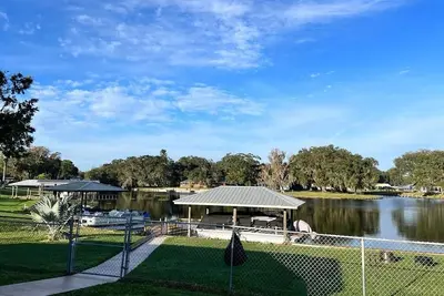 Image de Lakehouse on lake Istokpoga. Separate inlaws quarters, 10 minutes from Raceway