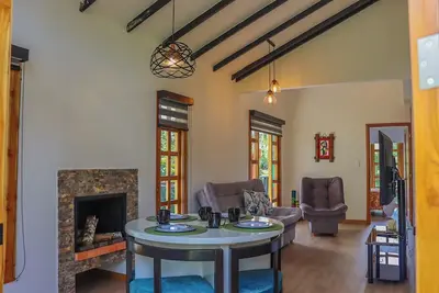 Image de Pretty Modern Cabin at the Tourist Area. Milagros