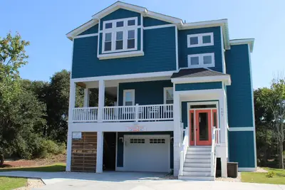 Image de Summer Story: Private Pool, Elevator, Community Amenities