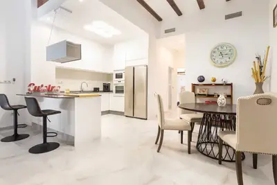 Image de Disfruta de una Estancia Inolvidable en el Corazón de Valencia