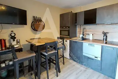 Image de T2, parking, 4 personnes, résidence avec piscine