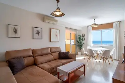 Image de Petit déjeuner avec vue, parking privé et terrasse