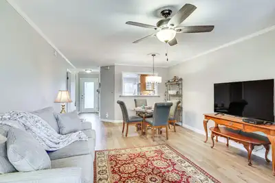 Image de Modern McCormick Townhome on Lake Thurmond!