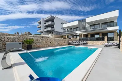Image de Maison de vacances Novalja pour 1 - 10 personnes avec 4 chambres à coucher - Maison de vacances