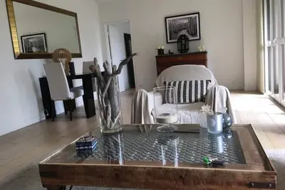 Image de Magnifique Appartement Suresnes Avec Vue Tour Eiffel