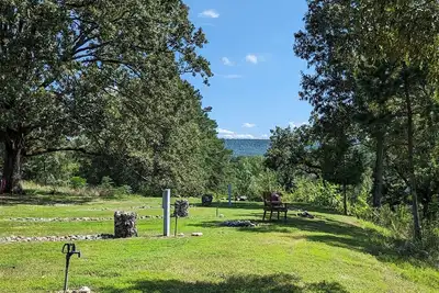 Image de Beautiful Rv camping in the heart of the Ouachita National Forest.