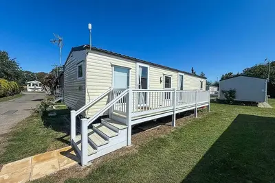 Image de Great caravan with WiFi and decking at Dovercourt Holiday Park ref 44806c