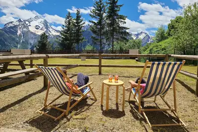 Image de Studio 4/5pers, terrasse, jardinet, vue imprenable sur la Muselle. 50m des pistes