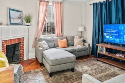 Image de Simplicity on Sims | 3br 1ba | Downtown