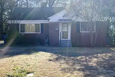 Image de 2 Bed, 1 Bath home Near Hospital & Hospice Ideal for Medical or Family Visits!