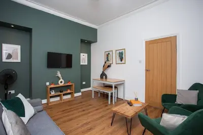 High Barnes Haven: 3br Retreat