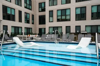 Luxury Living in Otr: 1-Br Oasis with Free Parking+Pool+Gym