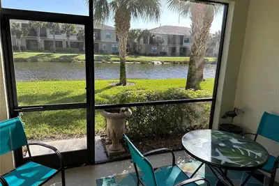 Image de Fully Furnished 3 Bedroom Apartment. Minutes to Beach and Img.