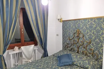 Image de The Art Venue Between The Duomo And The Old Bridge - best central location