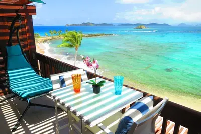 Image de 🌴 2br Sapphire Beachfront Newly Renovated Perfect for Family Washer/Dryer/WiFi