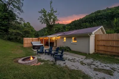 Image de WiFi, Hot Tub, 50 Shades of Slade - Rrg!