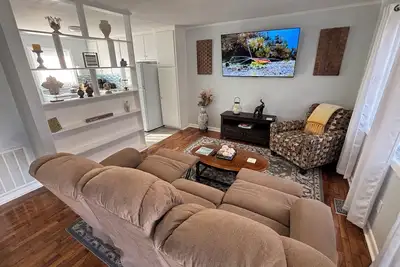 Image de Private Hot Tub & Swing - Nintendo - Ev - Large Vehicle & Trailer Parking