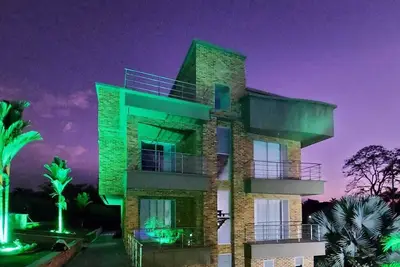 Image de Agradable y hermosa casa de campo ubicada en la Región Cafetera de Colombia