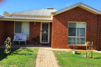 Image de Home comfort conveniently located  in the heart of Merbein township