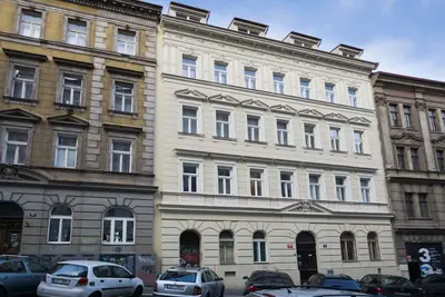 Image de Apartment Continents by Train & Bus st.