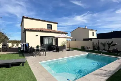Image de Villa Individuelle Avec Piscine
